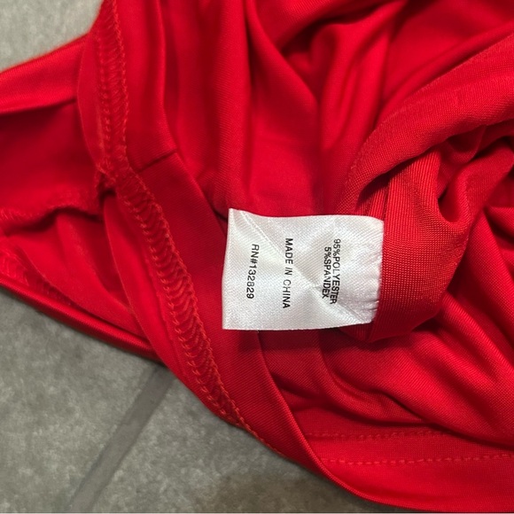 Superdown Davey red one shoulder strappy back mini dress women’s size medium - Picture 11 of 11